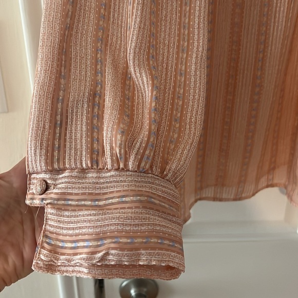 SECRETARY//Vintage 70s semi sheer top - Picture 4 of 5